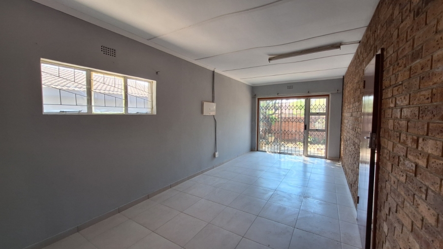 4 Bedroom Property for Sale in Riebeeckstad Free State